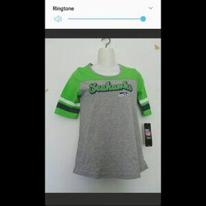Seattle Seahawks Girls T-shirt Size Large